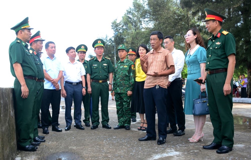 <a title="Báo Quân đội nhân dân | Tin tức quân đội, quốc phòng | Bảo vệ Tổ quốc" style="text-align:center;" href="https://www.qdnd.vn"><img src="https://file3.qdnd.vn/data/images/0/2021/08/11/linh/bannerv2.png" class="vllogo"></a>