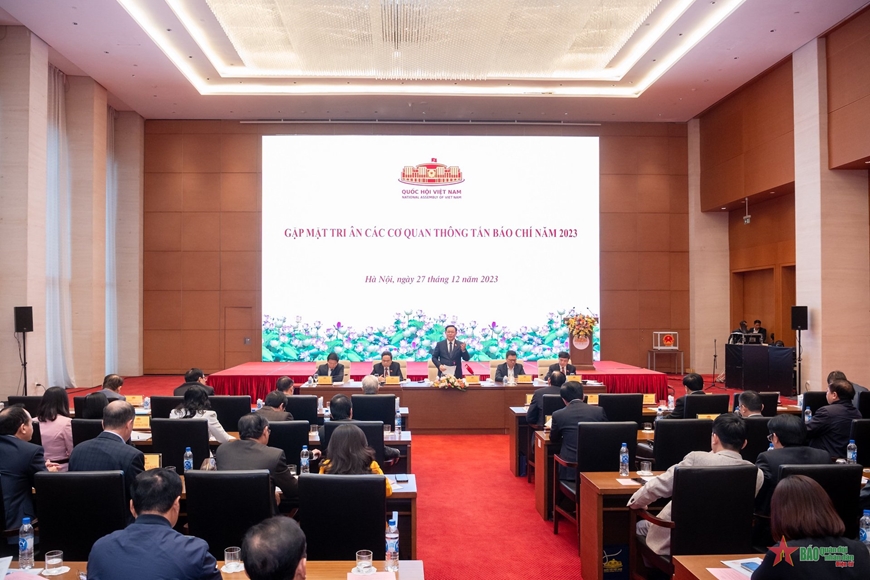 <a title="Báo Quân đội nhân dân | Tin tức quân đội, quốc phòng | Bảo vệ Tổ quốc" style="text-align:center;" href="https://www.qdnd.vn"><img src="https://file3.qdnd.vn/data/images/0/2021/08/11/linh/bannerv2.png" class="vllogo"></a>