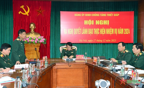 Thượng tướng Nguyễn Văn Nghĩa dự, chỉ đạo hội nghị Đảng ủy Binh chủng Tăng Thiết giáp