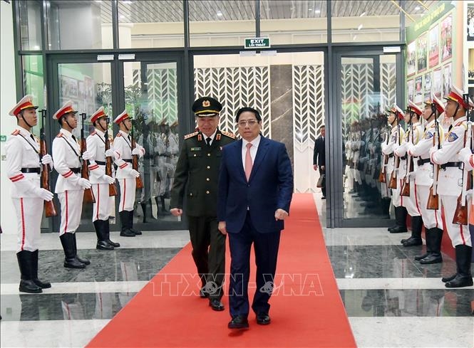 <a title="Báo Quân đội nhân dân | Tin tức quân đội, quốc phòng | Bảo vệ Tổ quốc" style="text-align:center;" href="https://www.qdnd.vn"><img src="https://file3.qdnd.vn/data/images/0/2021/08/11/linh/bannerv2.png" class="vllogo"></a>