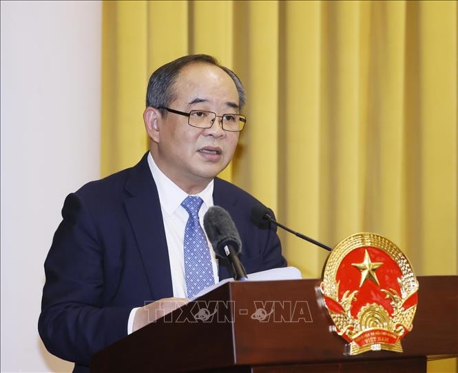<a title="Báo Quân đội nhân dân | Tin tức quân đội, quốc phòng | Bảo vệ Tổ quốc" style="text-align:center;" href="https://www.qdnd.vn"><img src="https://file3.qdnd.vn/data/images/0/2021/08/11/linh/bannerv2.png" class="vllogo"></a>