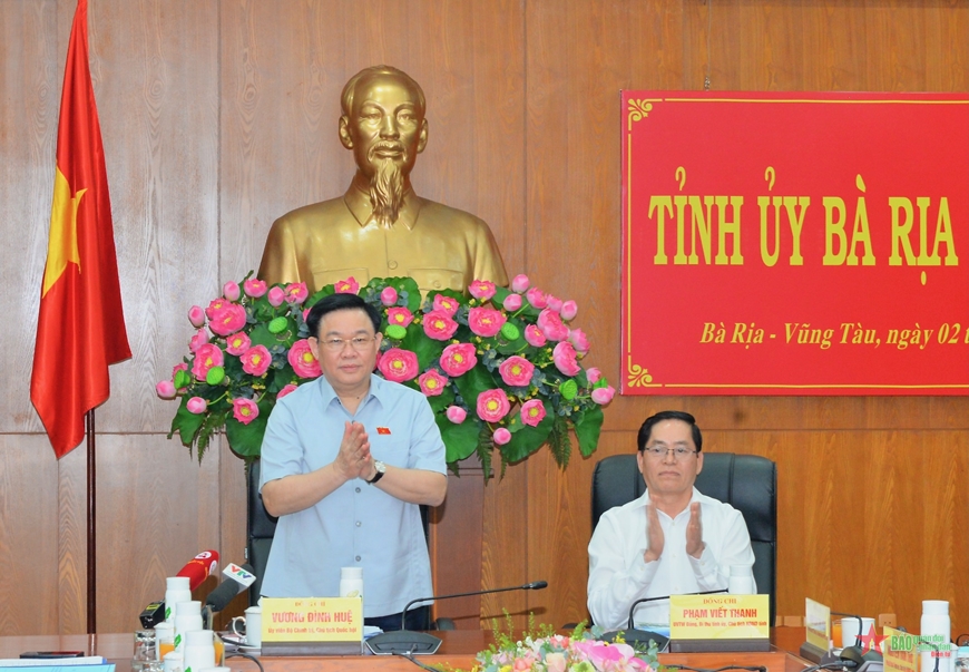 <a title="Báo Quân đội nhân dân | Tin tức quân đội, quốc phòng | Bảo vệ Tổ quốc" style="text-align:center;" href="https://www.qdnd.vn"><img src="https://file3.qdnd.vn/data/images/0/2021/08/11/linh/bannerv2.png" class="vllogo"></a>