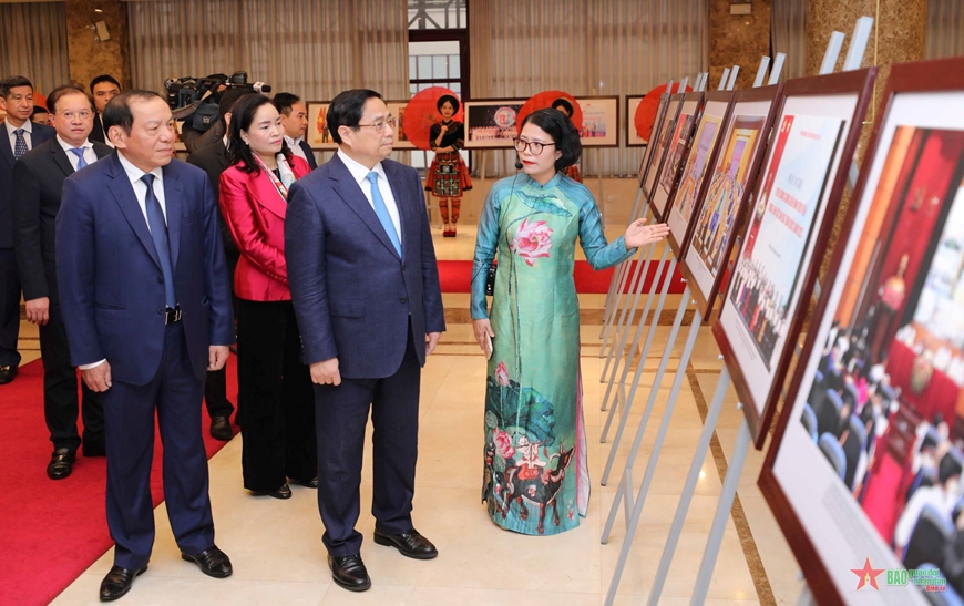 <a title="Báo Quân đội nhân dân | Tin tức quân đội, quốc phòng | Bảo vệ Tổ quốc" style="text-align:center;" href="https://www.qdnd.vn"><img src="https://file3.qdnd.vn/data/images/0/2021/08/11/linh/bannerv2.png" class="vllogo"></a>