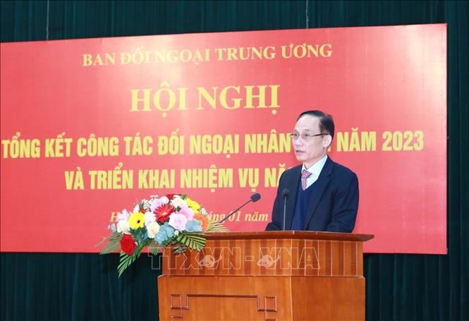 <a title="Báo Quân đội nhân dân | Tin tức quân đội, quốc phòng | Bảo vệ Tổ quốc" style="text-align:center;" href="https://www.qdnd.vn"><img src="https://file3.qdnd.vn/data/images/0/2021/08/11/linh/bannerv2.png" class="vllogo"></a>