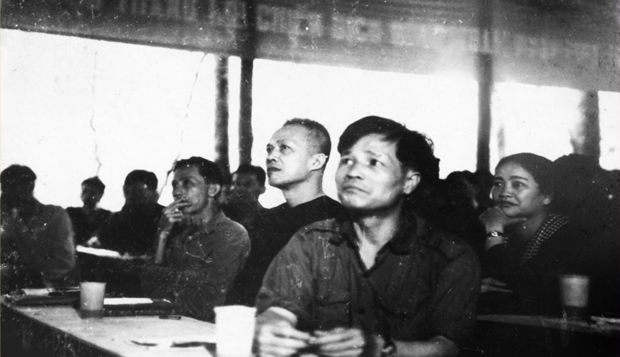 <a title="Báo Quân đội nhân dân | Tin tức quân đội, quốc phòng | Bảo vệ Tổ quốc" style="text-align:center;" href="https://www.qdnd.vn"><img src="https://file3.qdnd.vn/data/images/0/2021/08/11/linh/bannerv2.png" class="vllogo"></a>