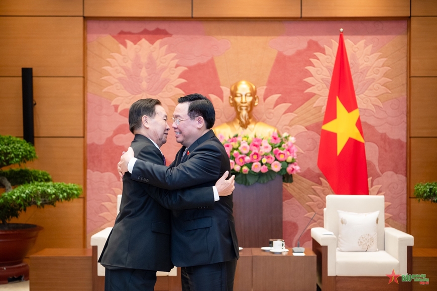 <a title="Báo Quân đội nhân dân | Tin tức quân đội, quốc phòng | Bảo vệ Tổ quốc" style="text-align:center;" href="https://www.qdnd.vn"><img src="https://file3.qdnd.vn/data/images/0/2021/08/11/linh/bannerv2.png" class="vllogo"></a>
