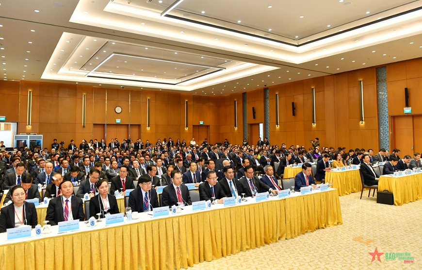 <a title="Báo Quân đội nhân dân | Tin tức quân đội, quốc phòng | Bảo vệ Tổ quốc" style="text-align:center;" href="https://www.qdnd.vn"><img src="https://file3.qdnd.vn/data/images/0/2021/08/11/linh/bannerv2.png" class="vllogo"></a>