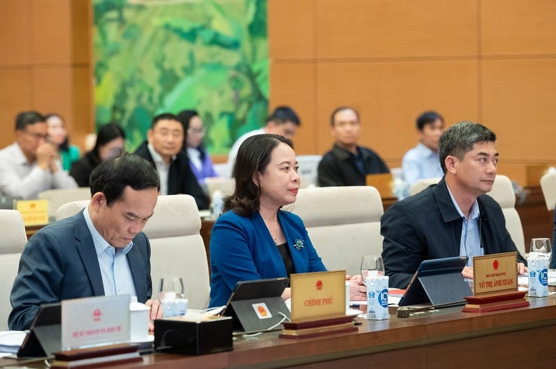 <a title="Báo Quân đội nhân dân | Tin tức quân đội, quốc phòng | Bảo vệ Tổ quốc" style="text-align:center;" href="https://www.qdnd.vn"><img src="https://file3.qdnd.vn/data/images/0/2021/08/11/linh/bannerv2.png" class="vllogo"></a>