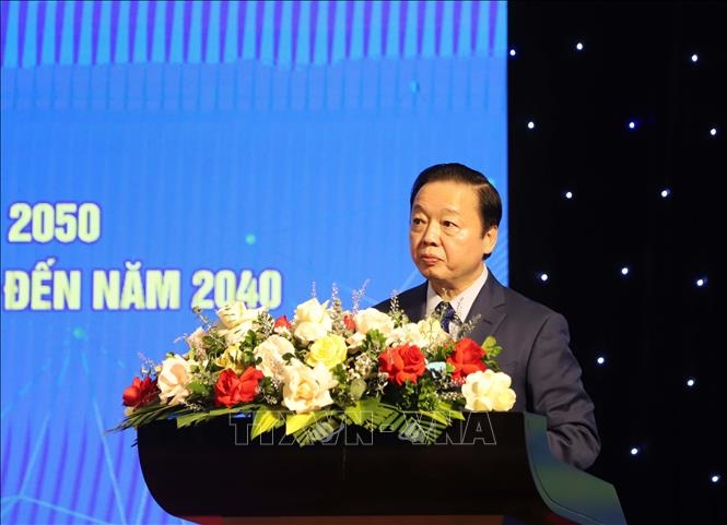 <a title="Báo Quân đội nhân dân | Tin tức quân đội, quốc phòng | Bảo vệ Tổ quốc" style="text-align:center;" href="https://www.qdnd.vn"><img src="https://file3.qdnd.vn/data/images/0/2021/08/11/linh/bannerv2.png" class="vllogo"></a>