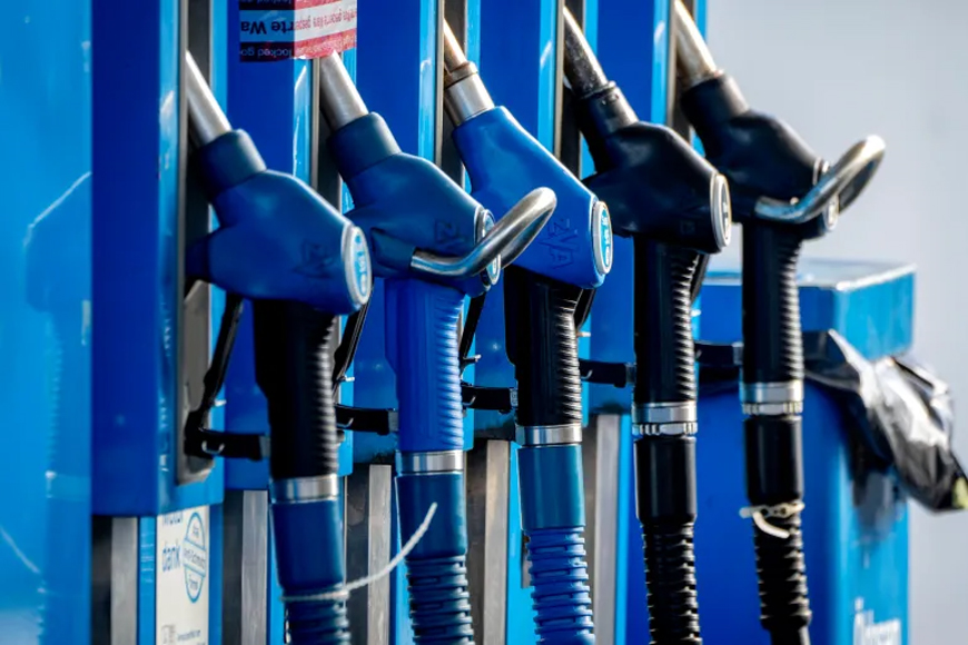Giá xăng dầu hôm nay (15-1): Brent và WTI cùng tiến