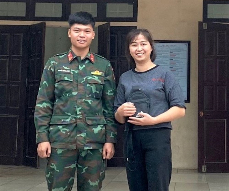 <a title="Báo Quân đội nhân dân | Tin tức quân đội, quốc phòng | Bảo vệ Tổ quốc" style="text-align:center;" href="https://www.qdnd.vn"><img src="https://file3.qdnd.vn/data/images/0/2021/08/11/linh/bannerv2.png" class="vllogo"></a>