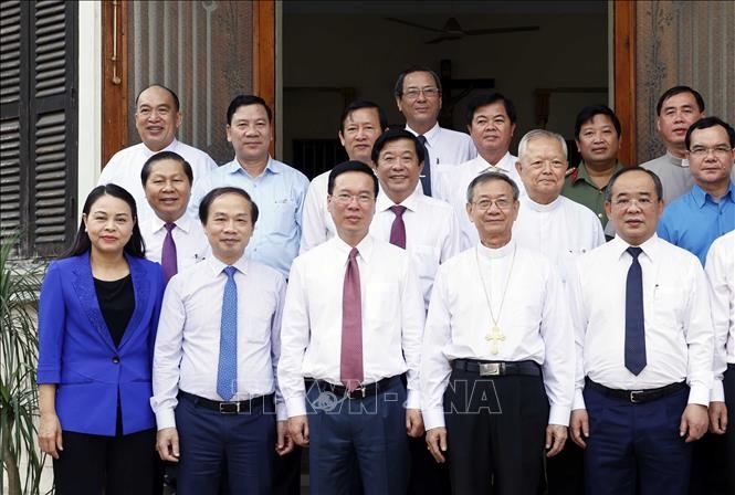 <a title="Báo Quân đội nhân dân | Tin tức quân đội, quốc phòng | Bảo vệ Tổ quốc" style="text-align:center;" href="https://www.qdnd.vn"><img src="https://file3.qdnd.vn/data/images/0/2021/08/11/linh/bannerv2.png" class="vllogo"></a>