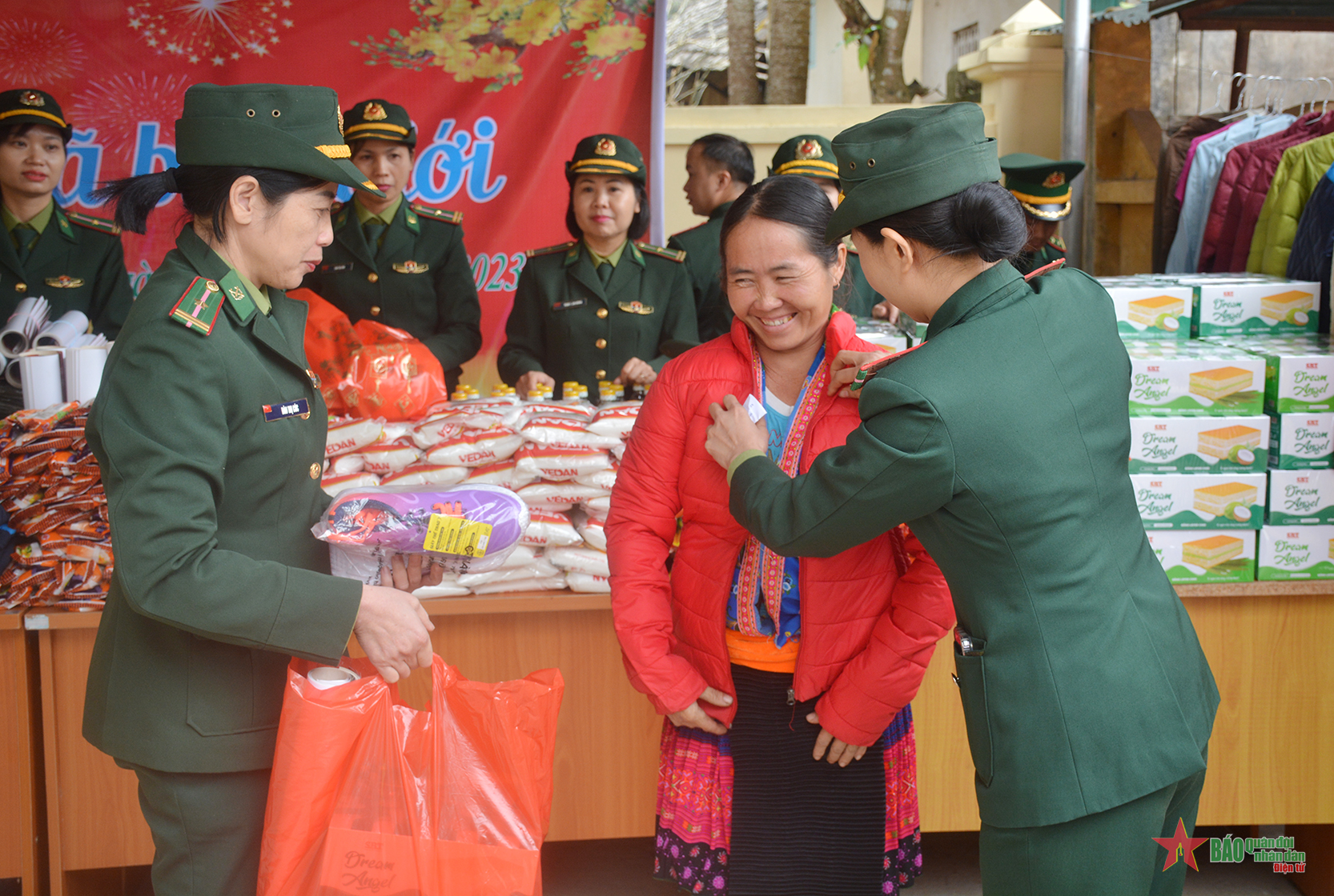 Không khí Tết đến sớm với Ma Thì Hồ
