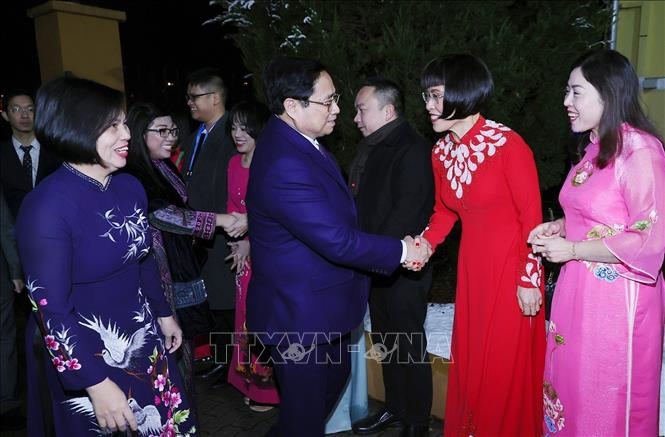 <a title="Báo Quân đội nhân dân | Tin tức quân đội, quốc phòng | Bảo vệ Tổ quốc" style="text-align:center;" href="https://www.qdnd.vn"><img src="https://file3.qdnd.vn/data/images/0/2021/08/11/linh/bannerv2.png" class="vllogo"></a>