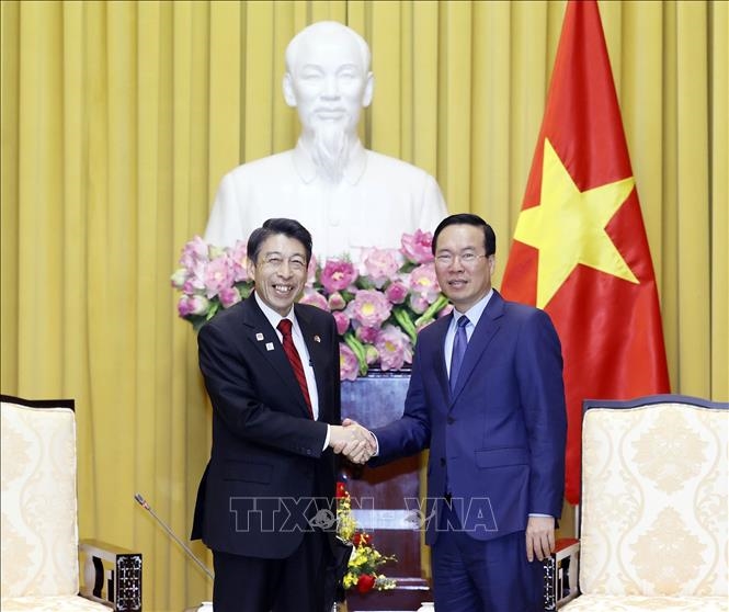 <a title="Báo Quân đội nhân dân | Tin tức quân đội, quốc phòng | Bảo vệ Tổ quốc" style="text-align:center;" href="https://www.qdnd.vn"><img src="https://file3.qdnd.vn/data/images/0/2021/08/11/linh/bannerv2.png" class="vllogo"></a>