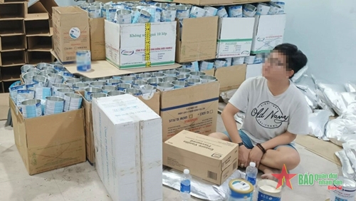 Phát hiện xưởng sản xuất sữa giả bán quy mô lớn liên tỉnh Bình Dương - TP Hồ Chí Minh