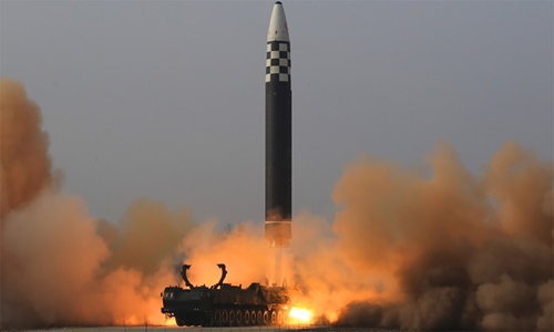 Vụ phóng tên lửa của Triều Tiên: Quân đội Hàn Quốc tăng cường giám sát