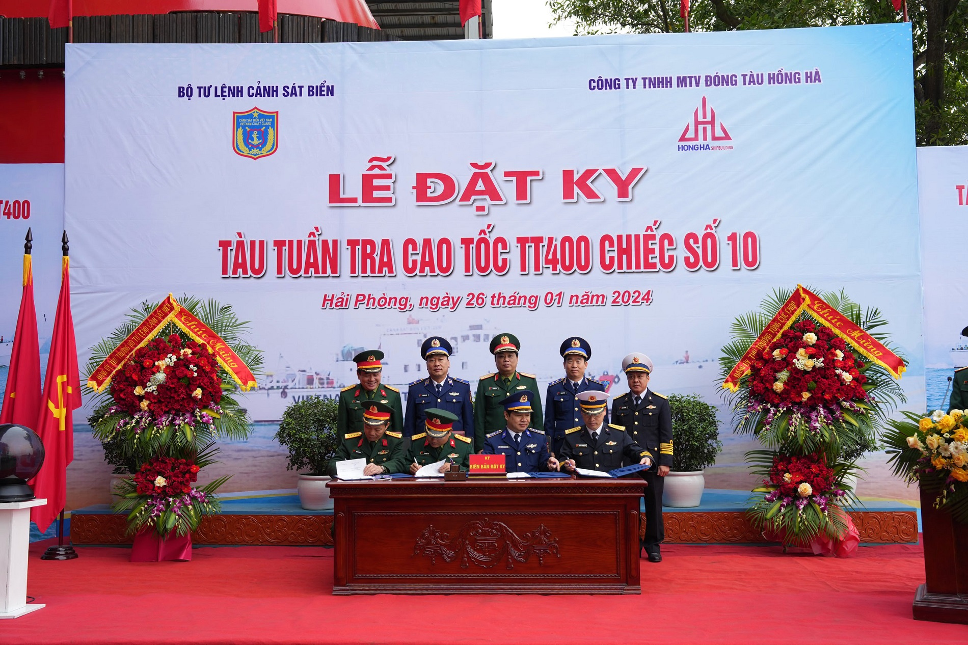 Cảnh sát biển Việt Nam đặt ky tàu tuần tra cao tốc TT - 400 chiếc số 10