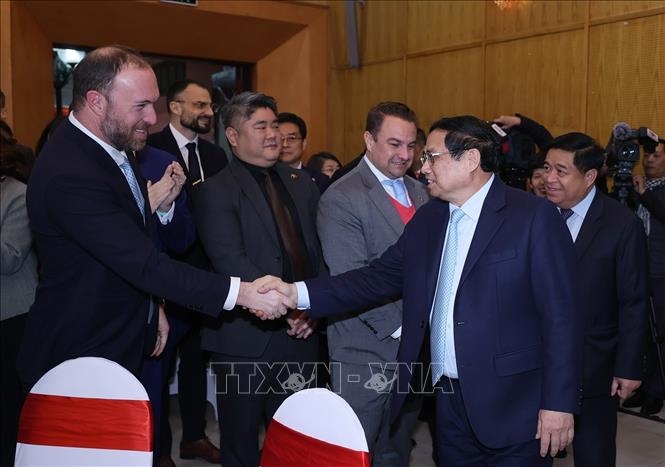 <a title="Báo Quân đội nhân dân | Tin tức quân đội, quốc phòng | Bảo vệ Tổ quốc" style="text-align:center;" href="https://www.qdnd.vn"><img src="https://file3.qdnd.vn/data/images/0/2021/08/11/linh/bannerv2.png" class="vllogo"></a>