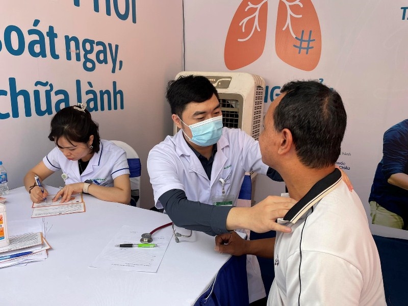 <a title="Báo Quân đội nhân dân | Tin tức quân đội, quốc phòng | Bảo vệ Tổ quốc" style="text-align:center;" href="https://www.qdnd.vn"><img src="https://file3.qdnd.vn/data/images/0/2021/08/11/linh/bannerv2.png" class="vllogo"></a>