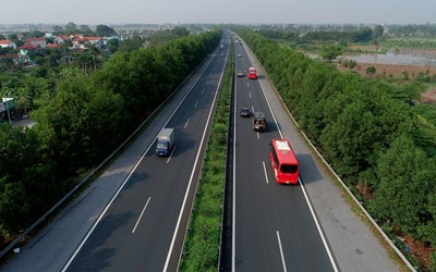 Gallery - 	Mức thu phí sử dụng đường bộ theo quy định mới