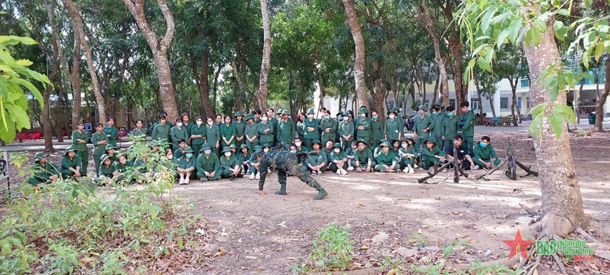 <a title="Báo Quân đội nhân dân | Tin tức quân đội, quốc phòng | Bảo vệ Tổ quốc" style="text-align:center;" href="https://www.qdnd.vn"><img src="https://file3.qdnd.vn/data/images/0/2021/08/11/linh/bannerv2.png" class="vllogo"></a>
