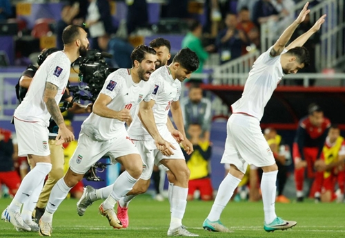 Tin thể thao hôm nay (1-2): Iran vào tứ kết Asian Cup 2023, Ronaldo lỡ đại chiến với Messi