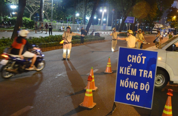 <a title="Báo Quân đội nhân dân | Tin tức quân đội, quốc phòng | Bảo vệ Tổ quốc" style="text-align:center;" href="https://www.qdnd.vn"><img src="https://file3.qdnd.vn/data/images/0/2021/08/11/linh/bannerv2.png" class="vllogo"></a>