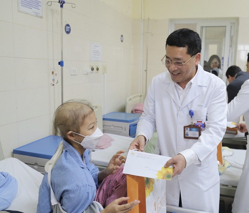 <a title="Báo Quân đội nhân dân | Tin tức quân đội, quốc phòng | Bảo vệ Tổ quốc" style="text-align:center;" href="https://www.qdnd.vn"><img src="https://file3.qdnd.vn/data/images/0/2021/08/11/linh/bannerv2.png" class="vllogo"></a>