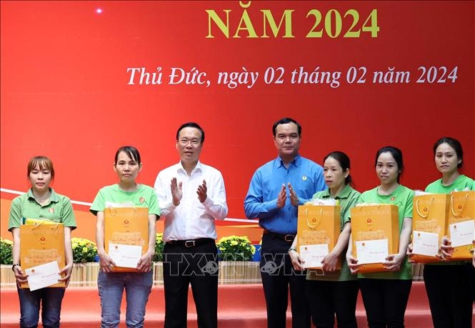 <a title="Báo Quân đội nhân dân | Tin tức quân đội, quốc phòng | Bảo vệ Tổ quốc" style="text-align:center;" href="https://www.qdnd.vn"><img src="https://file3.qdnd.vn/data/images/0/2021/08/11/linh/bannerv2.png" class="vllogo"></a>
