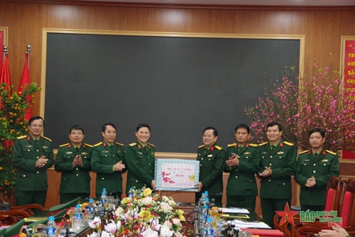 Trung tướng Phạm Trường Sơn thăm, chúc Tết tại tỉnh Hà Tĩnh