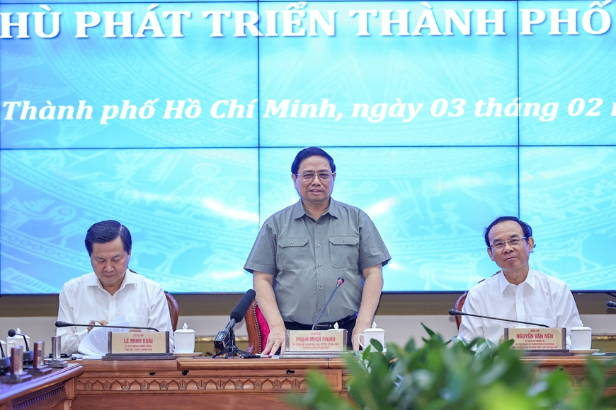 <a title="Báo Quân đội nhân dân | Tin tức quân đội, quốc phòng | Bảo vệ Tổ quốc" style="text-align:center;" href="https://www.qdnd.vn"><img src="https://file3.qdnd.vn/data/images/0/2021/08/11/linh/bannerv2.png" class="vllogo"></a>