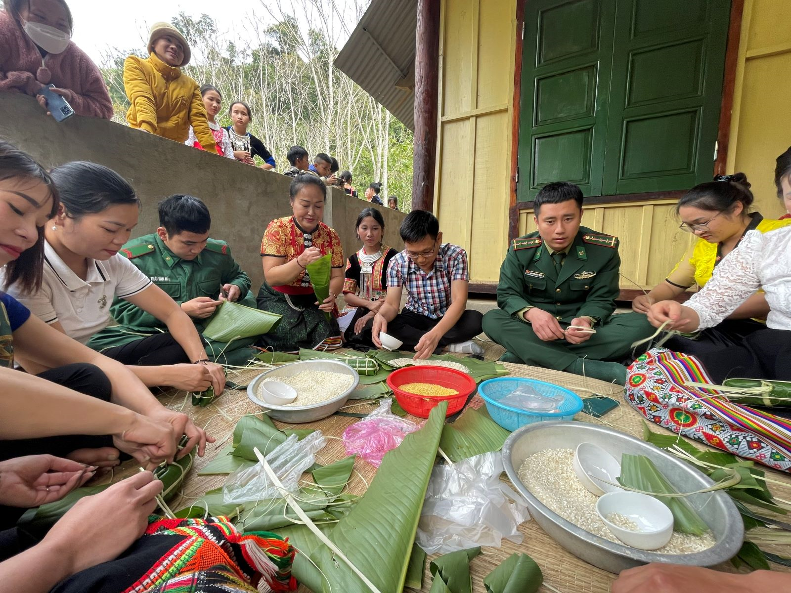 Niềm vui nơi biên giới

