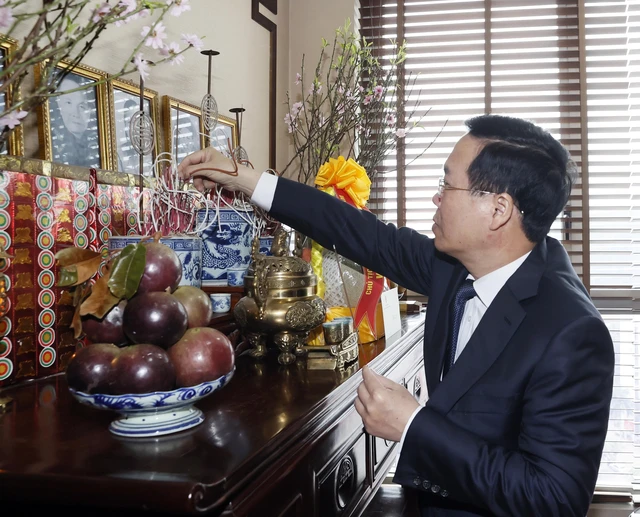 <a title="Báo Quân đội nhân dân | Tin tức quân đội, quốc phòng | Bảo vệ Tổ quốc" style="text-align:center;" href="https://www.qdnd.vn"><img src="https://file3.qdnd.vn/data/images/0/2021/08/11/linh/bannerv2.png" class="vllogo"></a>