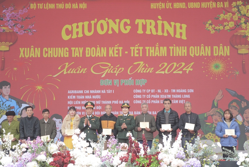 <a title="Báo Quân đội nhân dân | Tin tức quân đội, quốc phòng | Bảo vệ Tổ quốc" style="text-align:center;" href="https://www.qdnd.vn"><img src="https://file3.qdnd.vn/data/images/0/2021/08/11/linh/bannerv2.png" class="vllogo"></a>