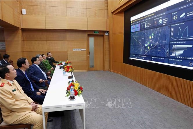 <a title="Báo Quân đội nhân dân | Tin tức quân đội, quốc phòng | Bảo vệ Tổ quốc" style="text-align:center;" href="https://www.qdnd.vn"><img src="https://file3.qdnd.vn/data/images/0/2021/08/11/linh/bannerv2.png" class="vllogo"></a>