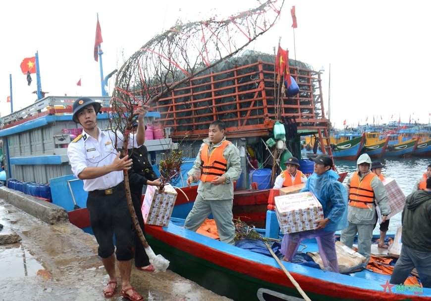 <a title="Báo Quân đội nhân dân | Tin tức quân đội, quốc phòng | Bảo vệ Tổ quốc" style="text-align:center;"  data-cke-saved-href="https://www.qdnd.vn" href="https://www.qdnd.vn"><img  data-cke-saved-src="https://file.qdnd.vn/data/images/0/2024/02/07/upload_2089/bannercmnm.jpg" src="https://file.qdnd.vn/data/images/0/2024/02/07/upload_2089/bannercmnm.jpg" class="vllogo"></a>