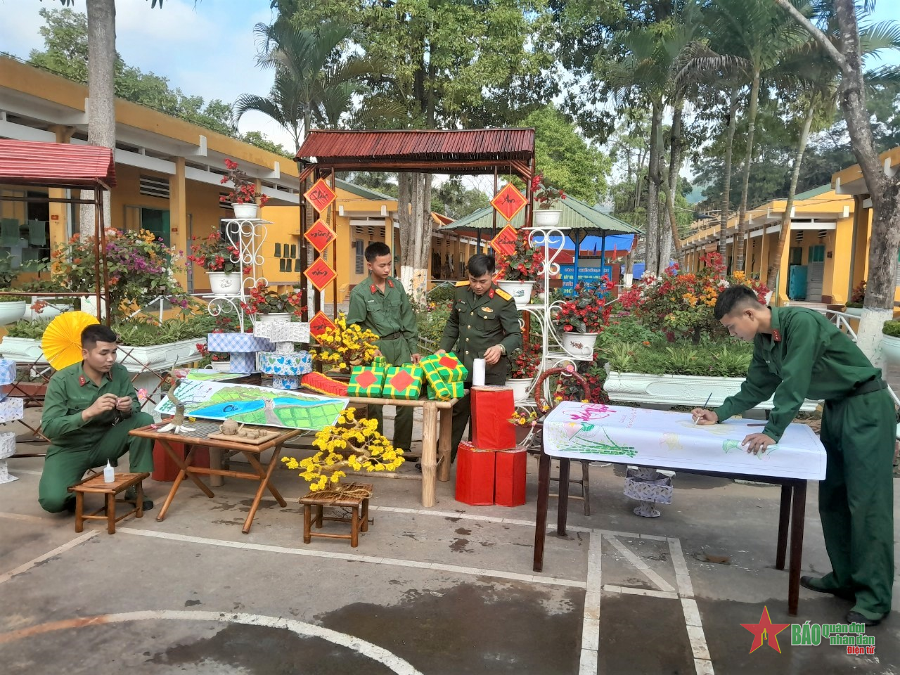 Rộn ràng Tết quân ngũ