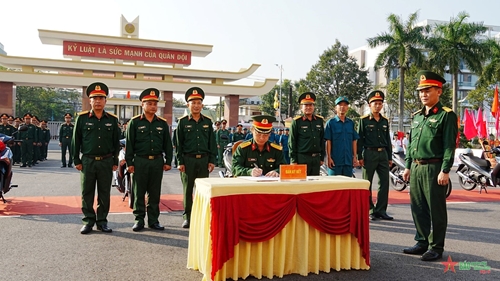 Bộ Chỉ huy Quân sự tỉnh Quảng Ngãi phát động thực hiện năm an toàn giao thông năm 2024
