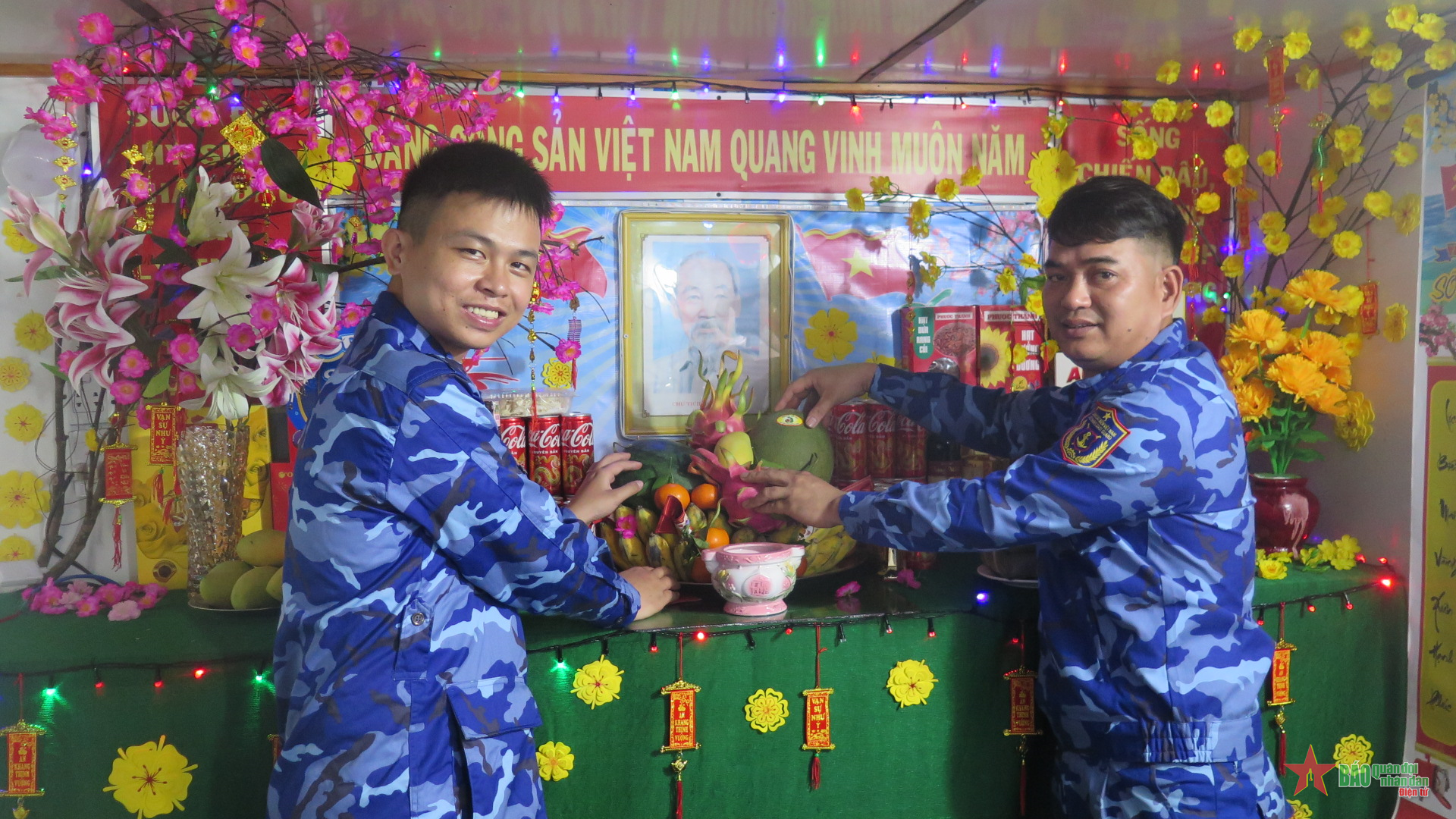 Hân hoan đón xuân trên tàu CSB 6006