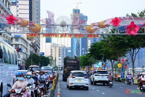 TP Hồ Chí Minh cấm lưu thông nhiều tuyến đường phục vụ bắn pháo hoa