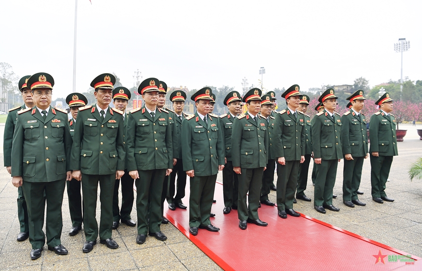 View - 	Thượng tướng Nguyễn Tân Cương viếng Chủ tịch Hồ Chí Minh