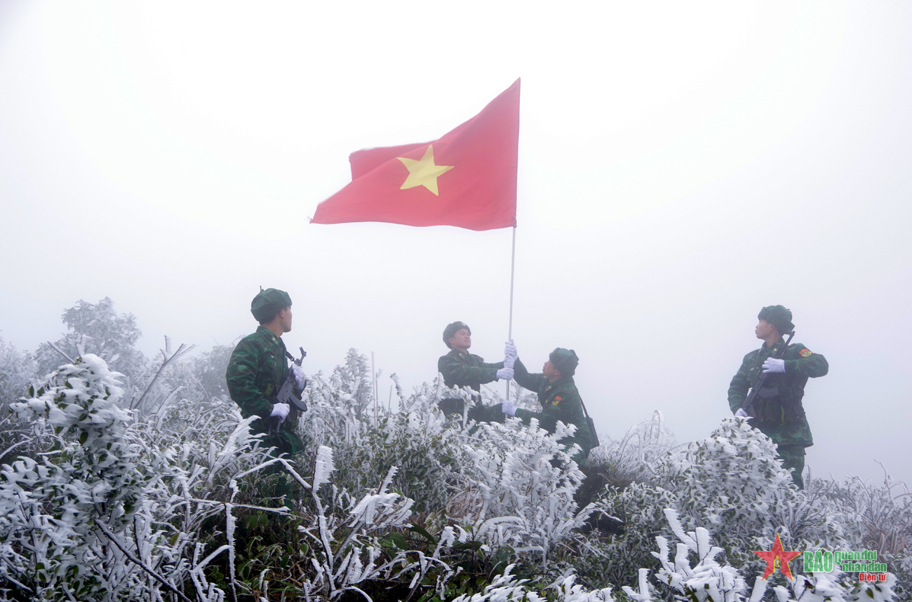 Bộ đội Biên phòng tỉnh Hà Giang: Vui Xuân mới không quên nhiệm vụ