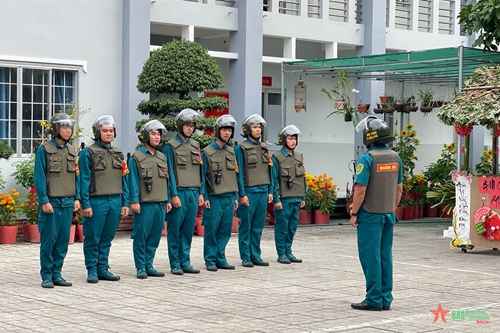 Lực lượng vũ trang TP Thủ Dầu Một đón Tết vui tươi, sẵn sàng chiến đấu cao