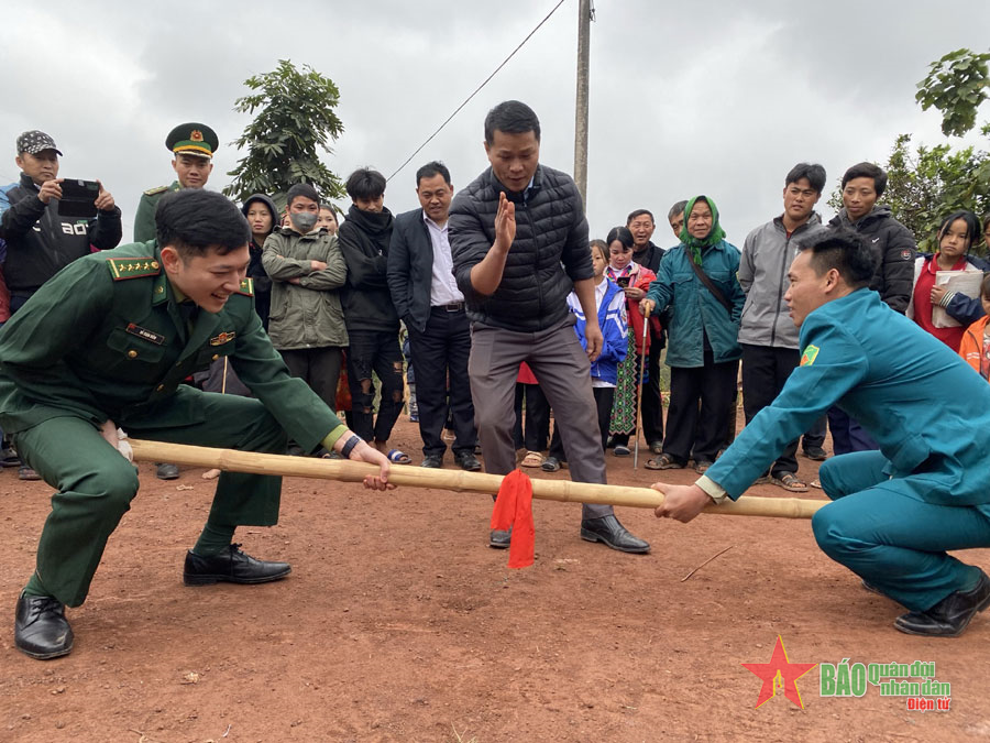 Xuân rộn ràng, Tết biên cương