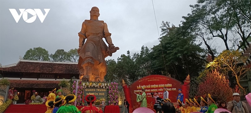 <a title='Báo Quân đội nhân dân | Tin tức quân đội, quốc phòng | Bảo vệ Tổ quốc' style='text-align:center;' href='https://www.qdnd.vn'><img src='https://file.qdnd.vn/data/images/0/2024/02/07/upload_2089/bannercmnm.jpg' class='vllogo'></a>