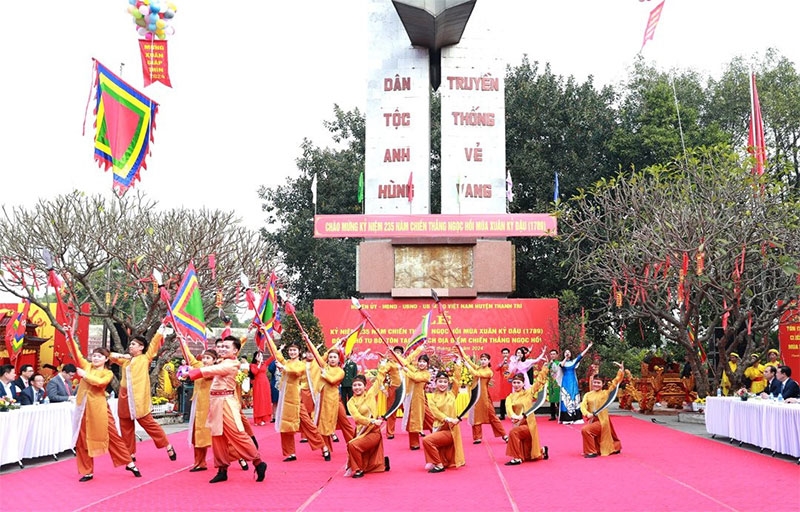 <a title='Báo Quân đội nhân dân | Tin tức quân đội, quốc phòng | Bảo vệ Tổ quốc' style='text-align:center;' href='https://www.qdnd.vn'><img src='https://file.qdnd.vn/data/images/0/2024/02/07/upload_2089/bannercmnm.jpg' class='vllogo'></a>