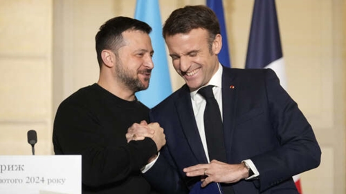 Ukraine và Pháp ký thỏa thuận an ninh song phương