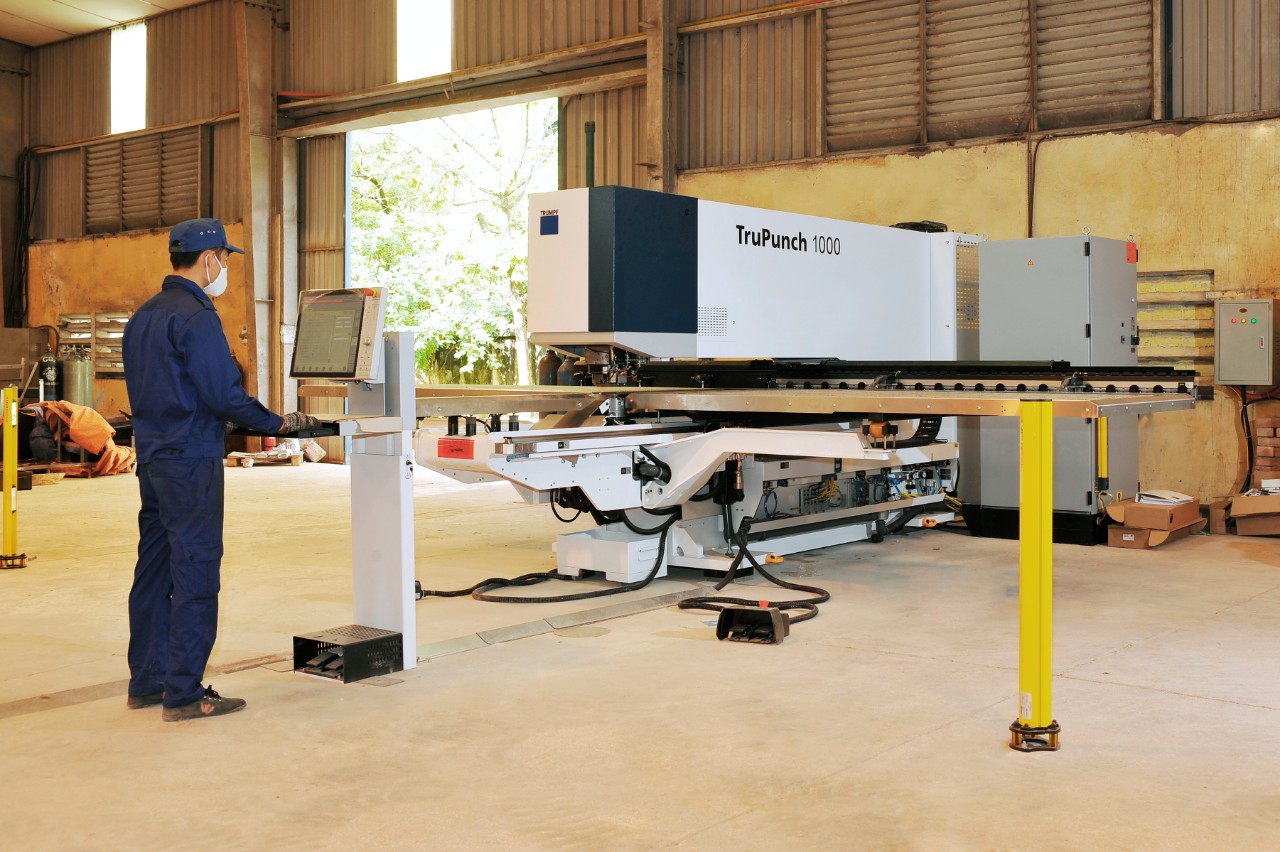 Làm chủ công nghệ nhìn đêm ở Nhà máy Z181