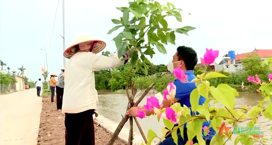 <a title="Báo Quân đội nhân dân | Tin tức quân đội, quốc phòng | Bảo vệ Tổ quốc" style="text-align:center;" href="https://www.qdnd.vn"><img src="https://file3.qdnd.vn/data/images/0/2021/08/11/linh/bannerv2.png" class="vllogo"></a>